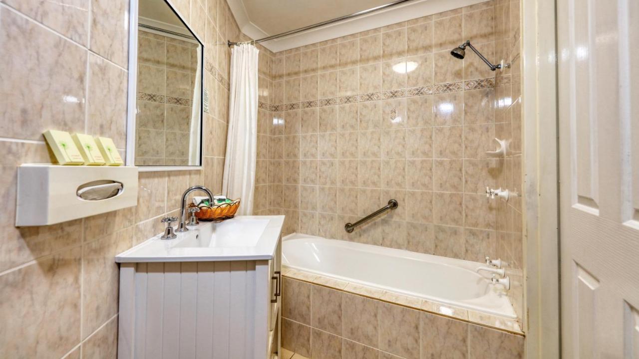 Canowindra Riverview Motel Zewnętrze zdjęcie